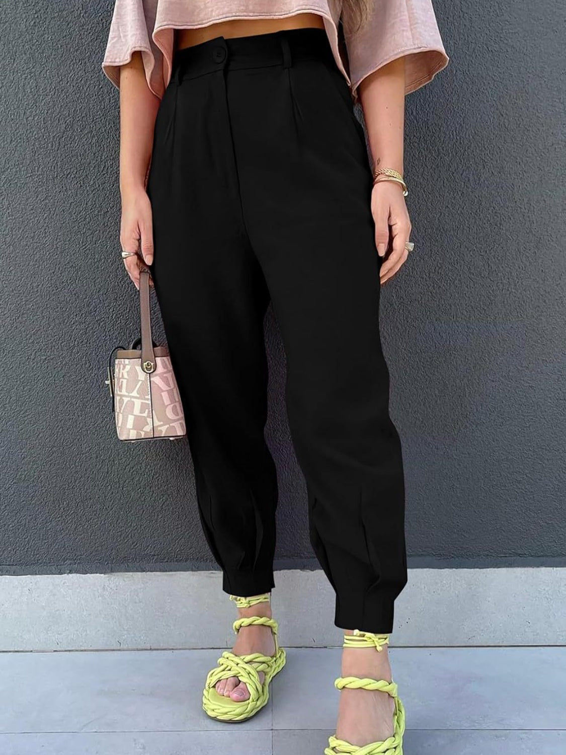 Pantalones cropped de talle alto