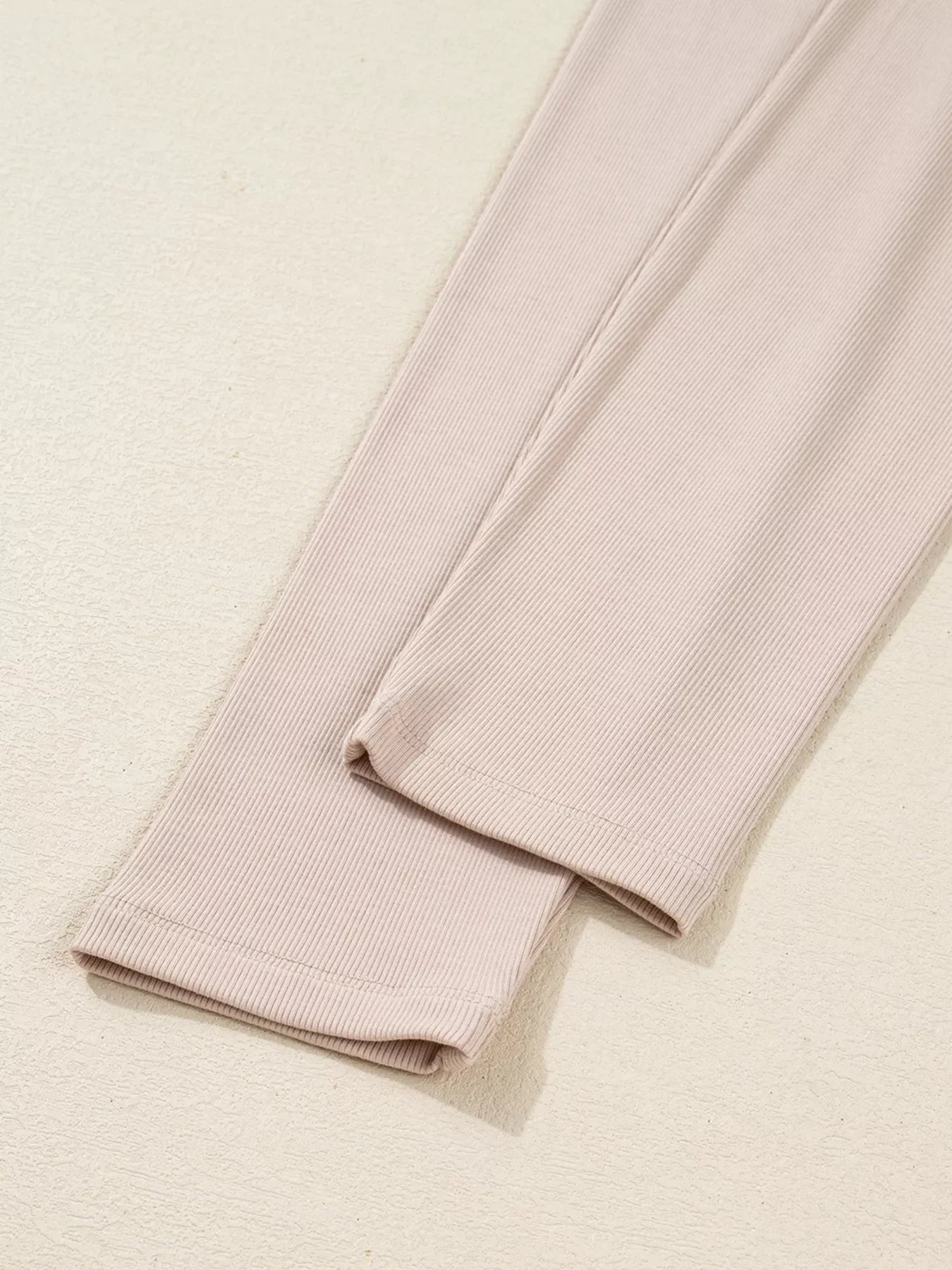 Conjunto de Sudadera Extragrande con Abertura y Leggings Acanalados de 2 Piezas