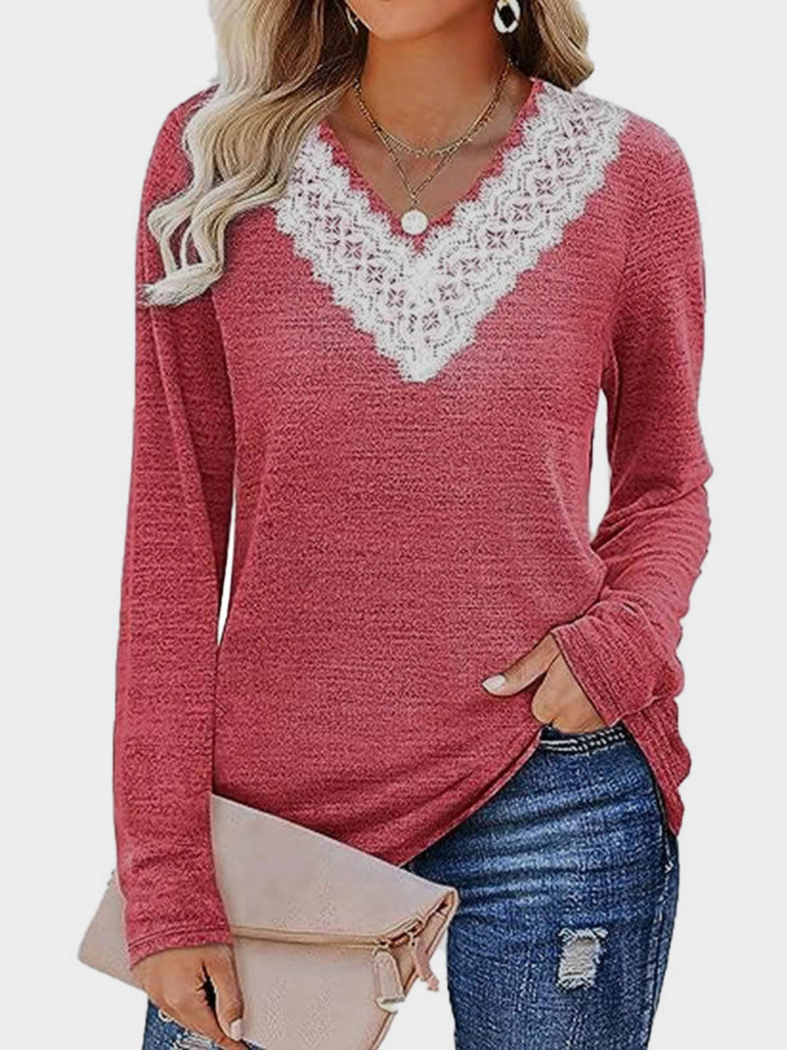 Camiseta de manga larga con cuello de pico y encaje