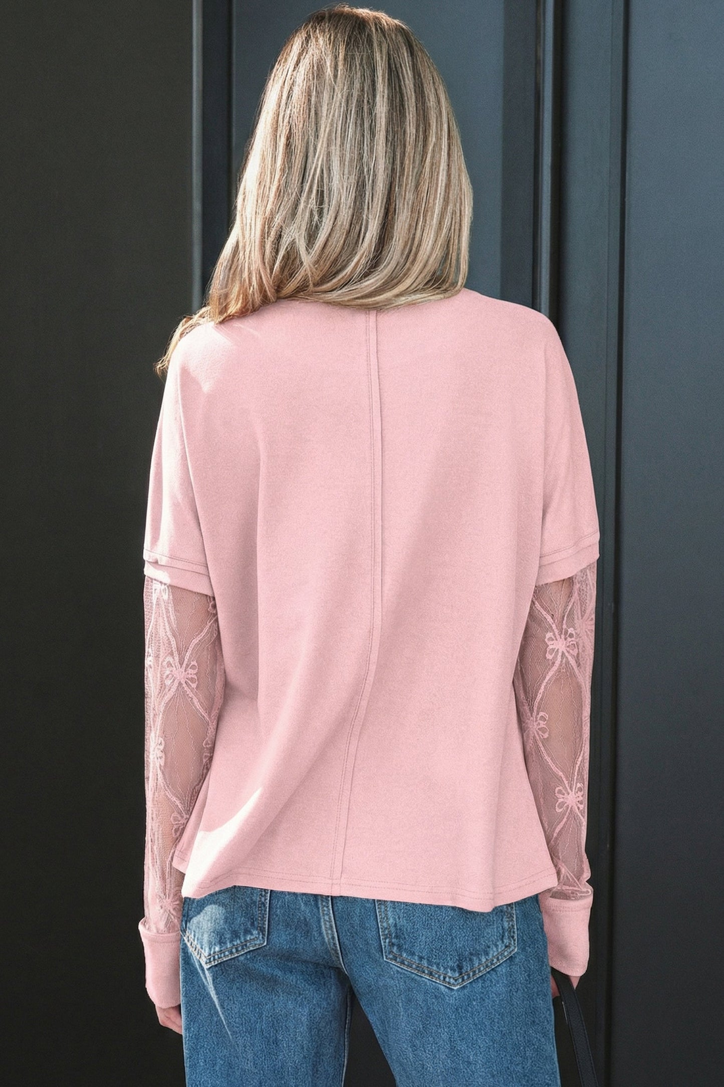 Camiseta de manga larga con retazos texturizados y lazo, color rosa claro liso