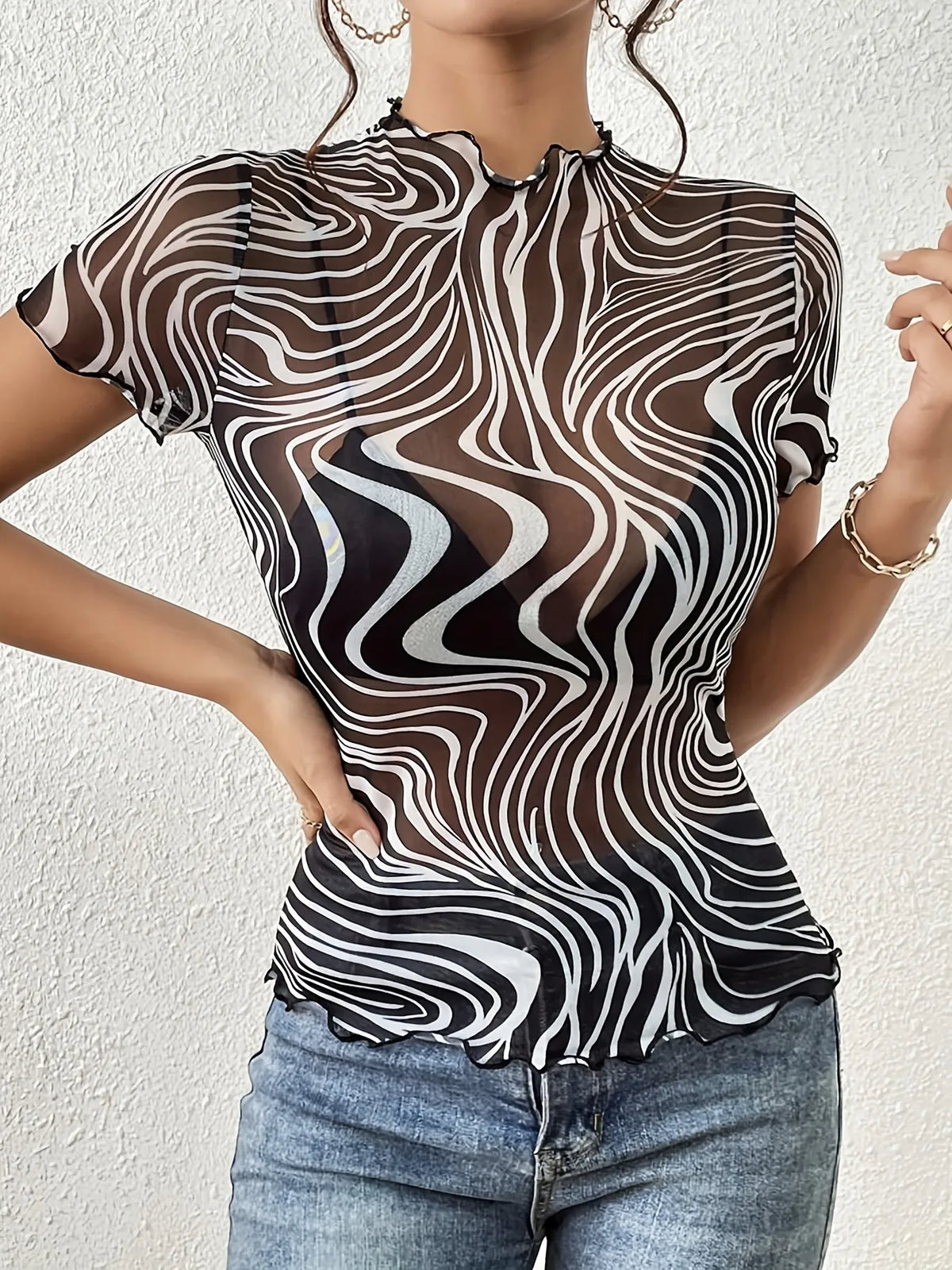 Psychedelic Wave Print Mock Neck T-Shirt