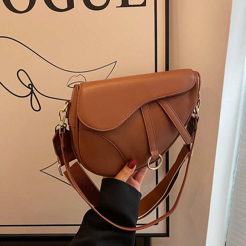 Crossbody Saddle Travel Bag