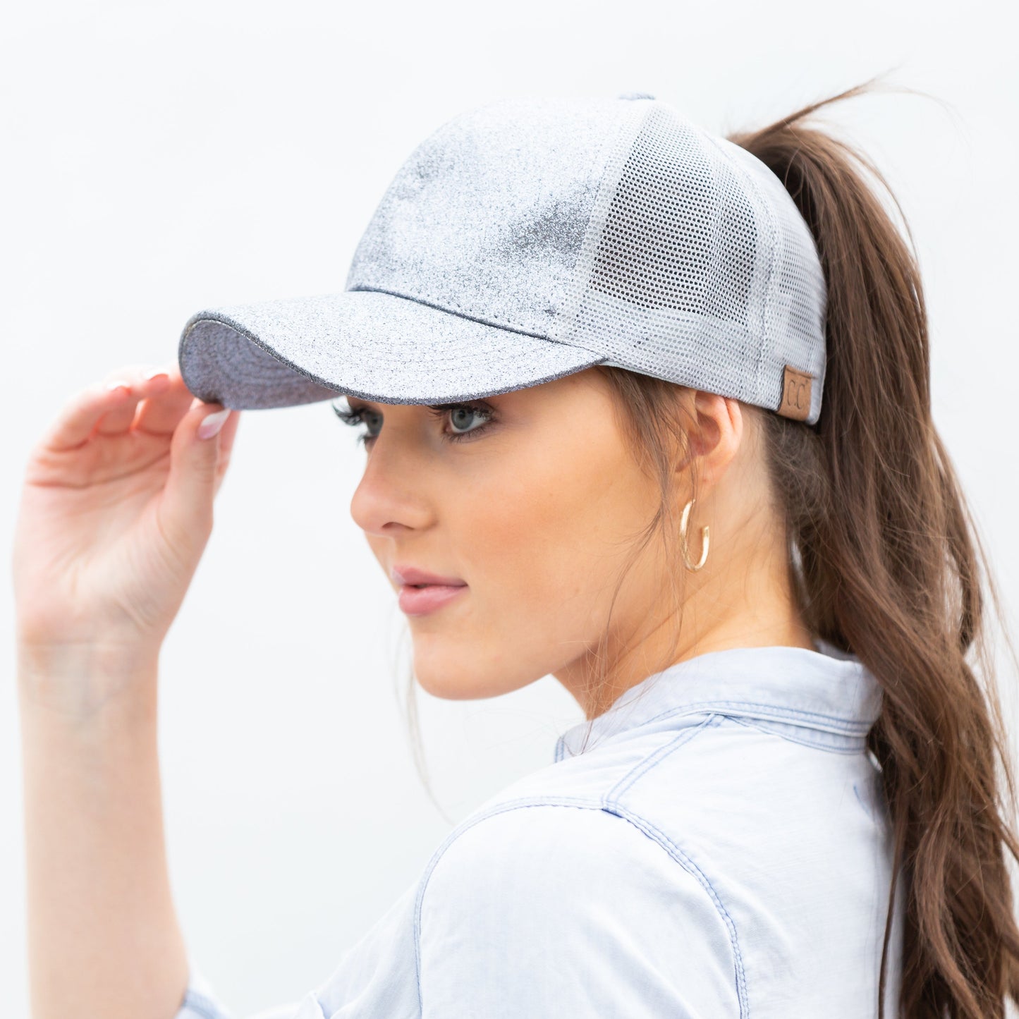 Gorros de moño desordenado con purpurina C.C
