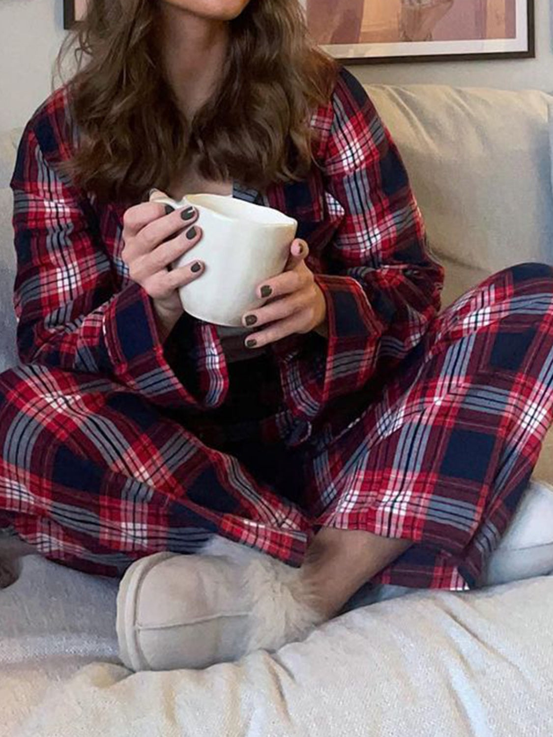 Conjunto de salón de camisa y pantalón con cuello de cuadros y botones