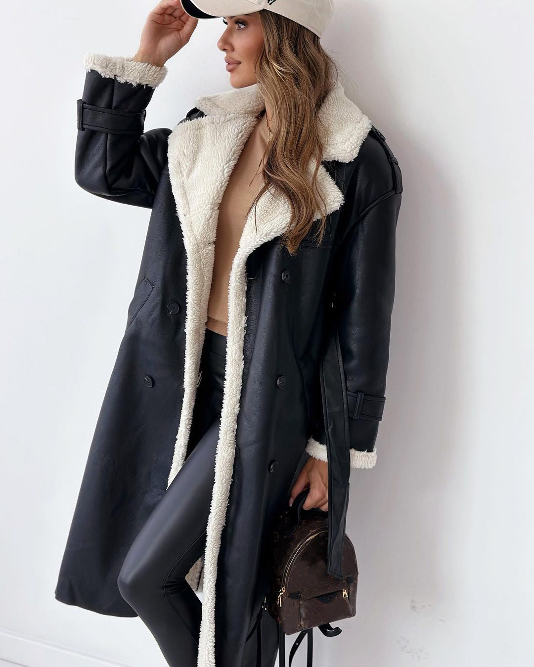 Gabardina de invierno cruzada con cinturón para mujer