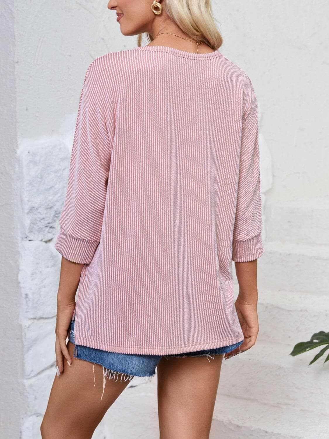 T-Shirts Trendsi just arrived - Textured 3/4 sleeve blouse