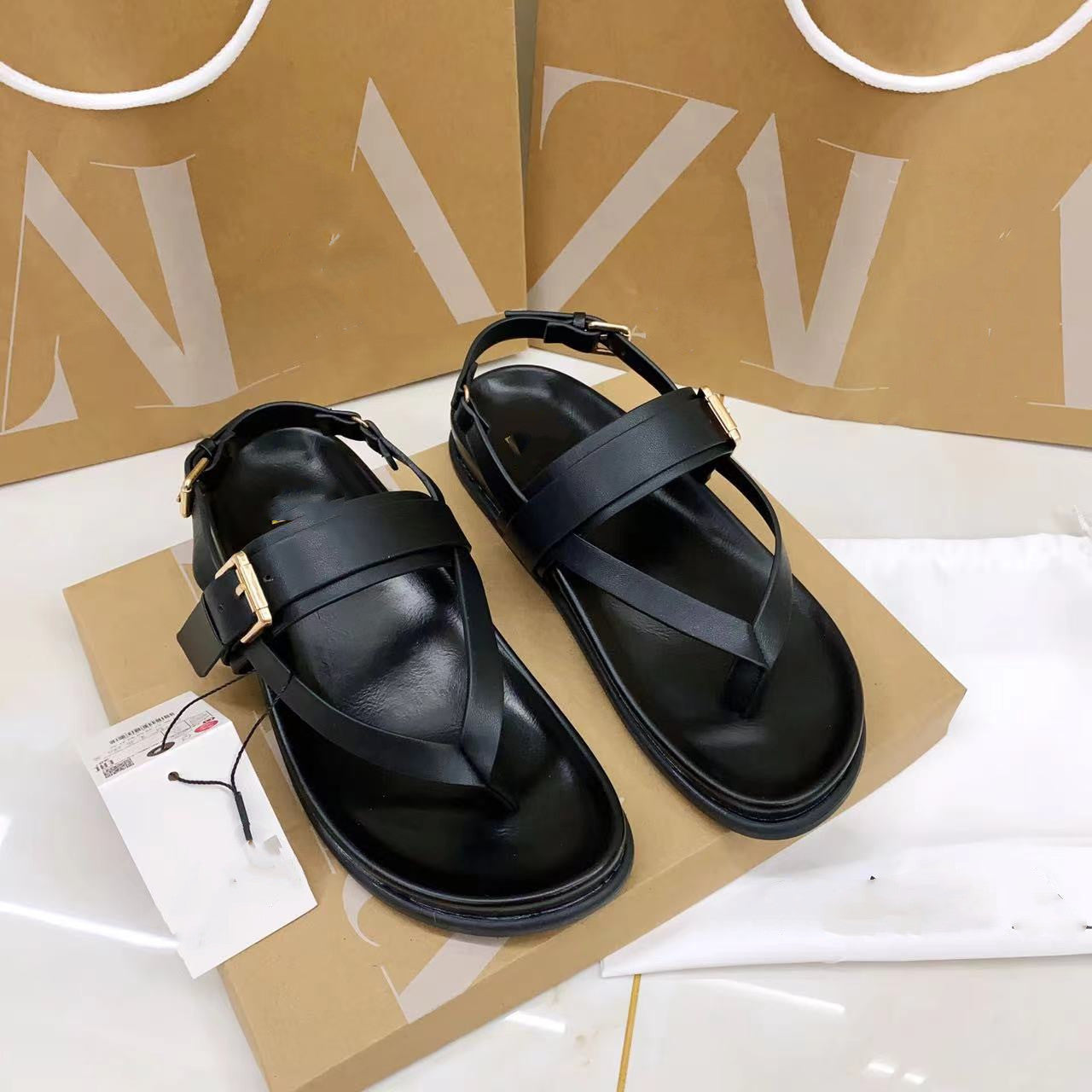 Unisex Chunky-soled Casual Sandals