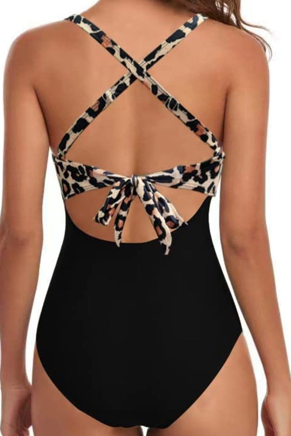 Traje de baño de una pieza con aberturas cruzadas y lazada