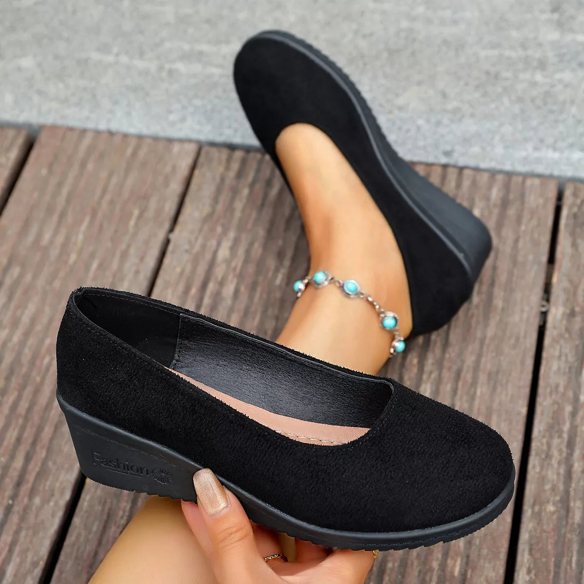 Mocasines sin cordones con tacón de cuña