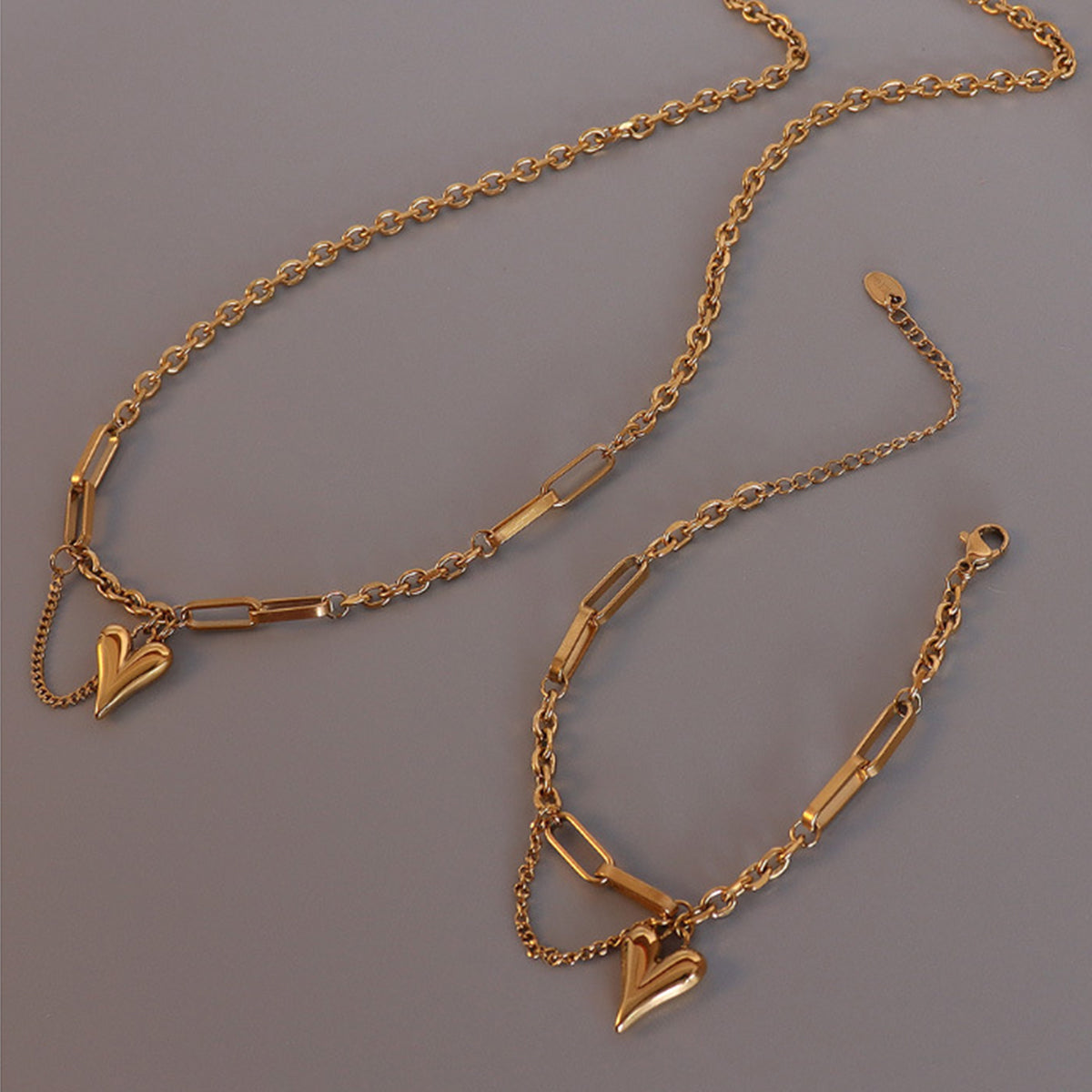 Collar con Colgante de Corazón de Acero de Titanio