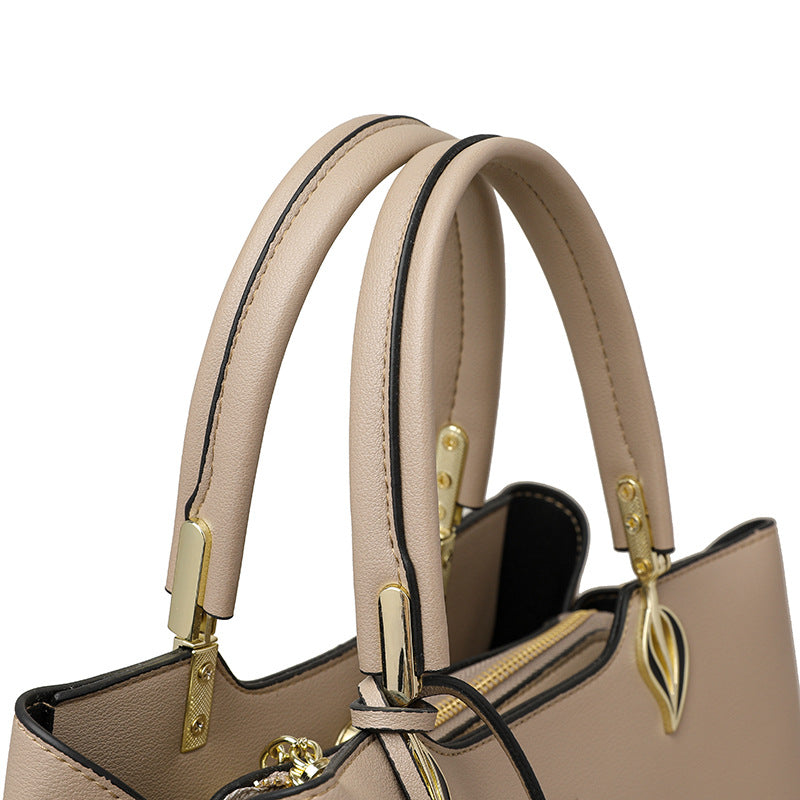 Women's Versatile Multi-layer Shoulder Messenger Bag