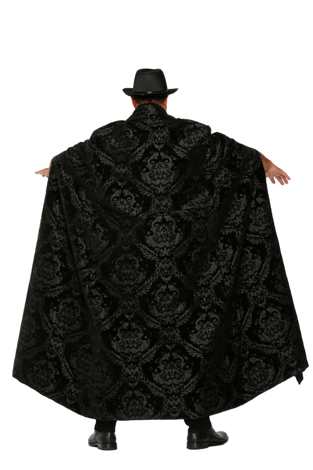 90110 Capa de brocado negro para hombre