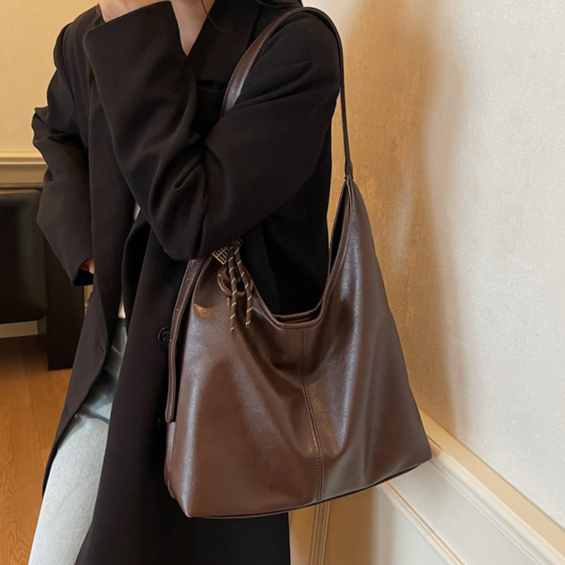 Large-capacity New Vintage Shouldercrossbody Bag
