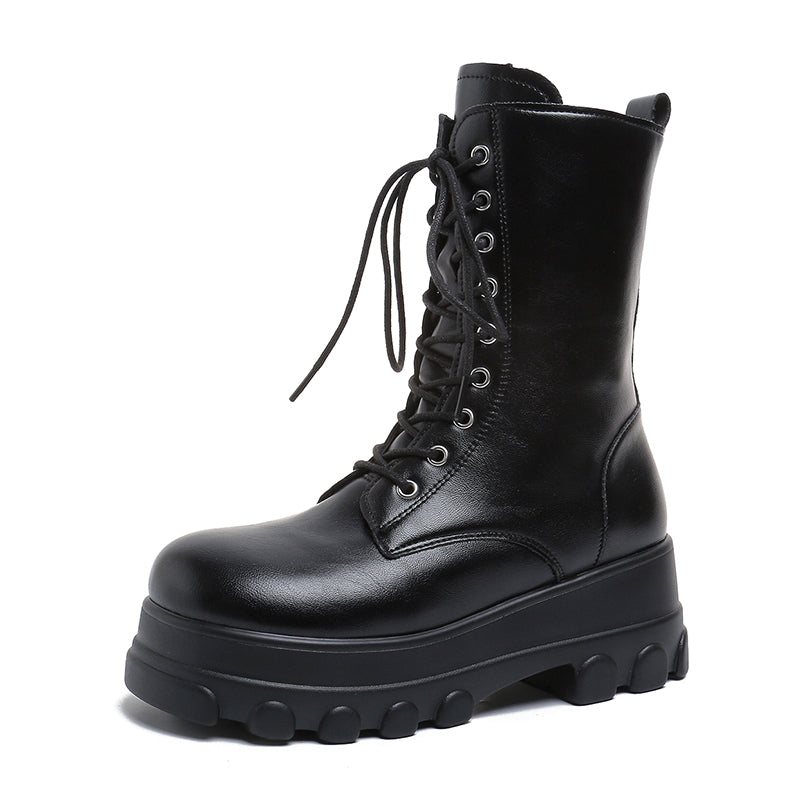 Chunky-sole British-style Motorcycle Boots With Laces And A Rider's Design