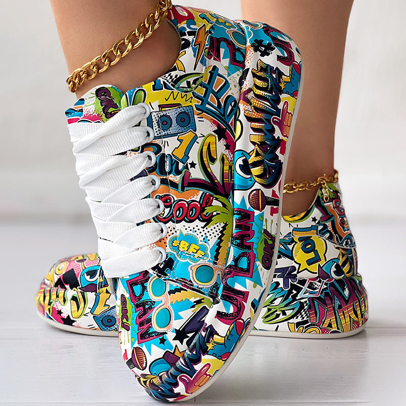 Zapatillas con cordones de punta redonda y suela gruesa — Zapatos casuales estampados para mujer