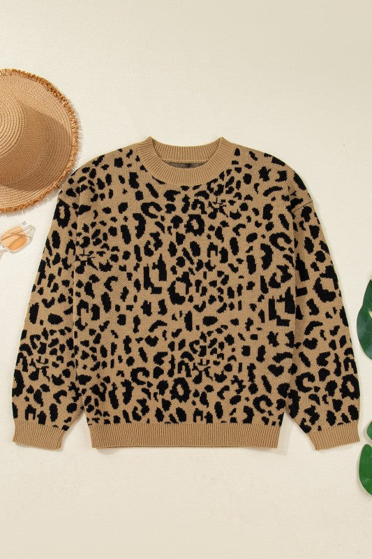 Suéter con cuello redondo, ribete acanalado y hombros caídos con estampado de leopardo