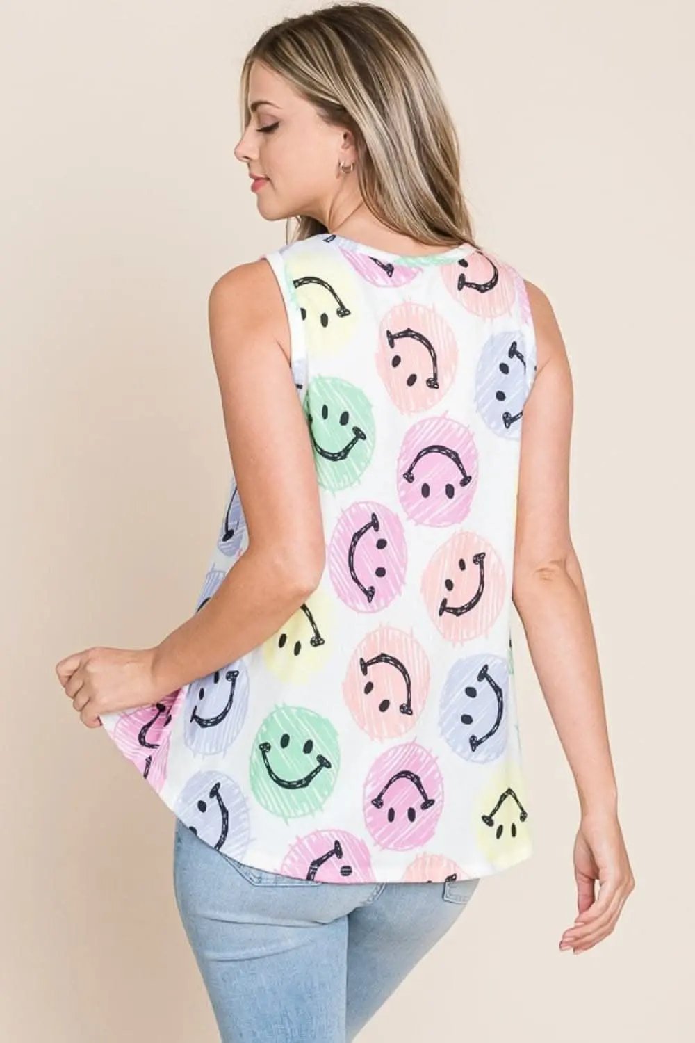 Trendsi Tank Top Smiley Face Graphic — Casual Summer Style