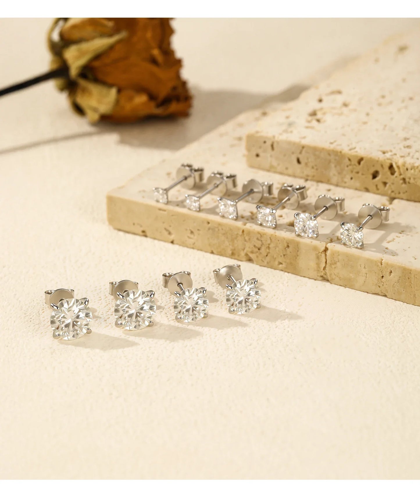 925 Sterling Silver Moissanite Round Stud Earrings D Color Sparkling