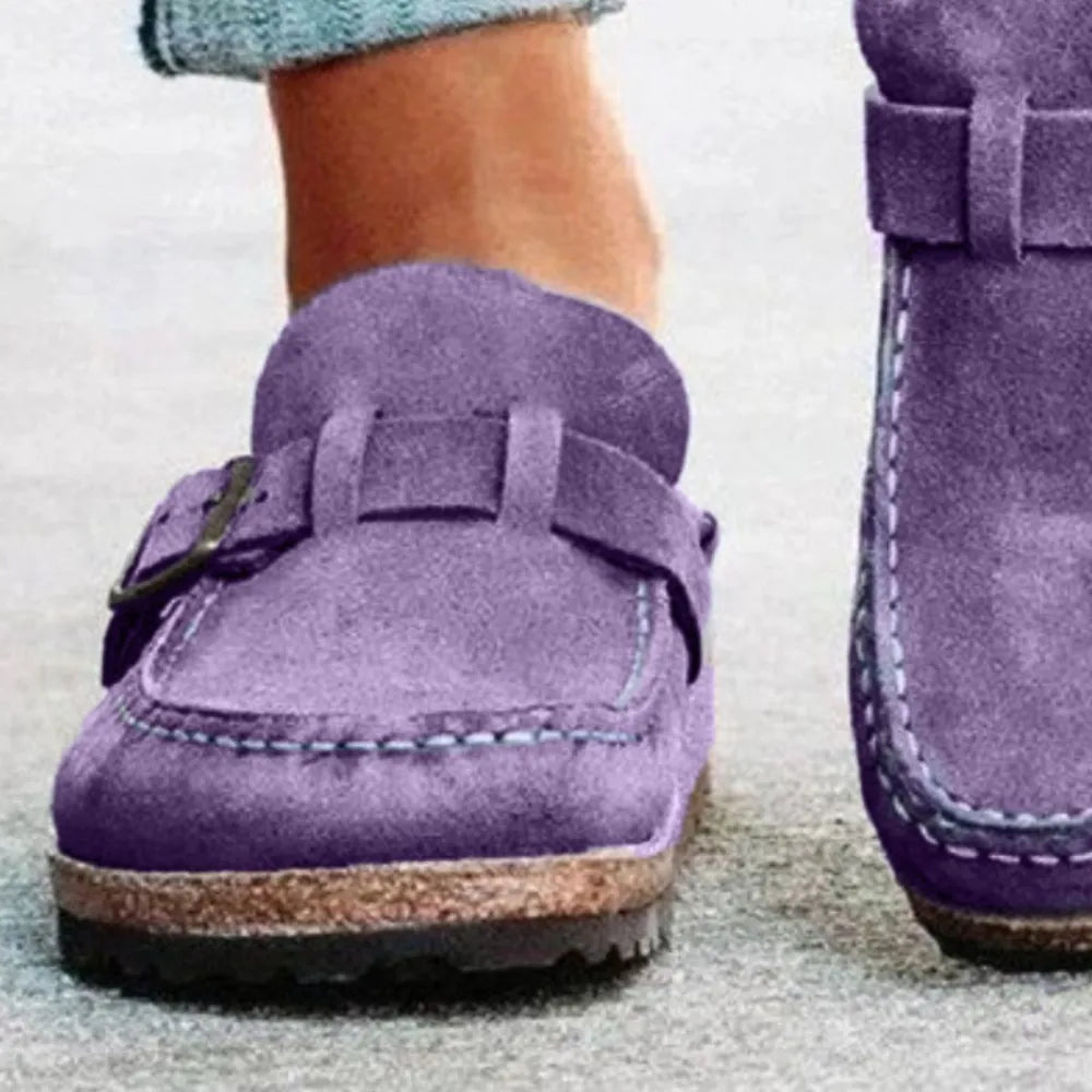Mocasines con hebilla de tacón bajo y punta redonda