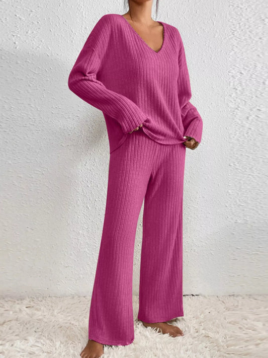 Conjunto de top con cuello en V y pantalón de punto acanalado