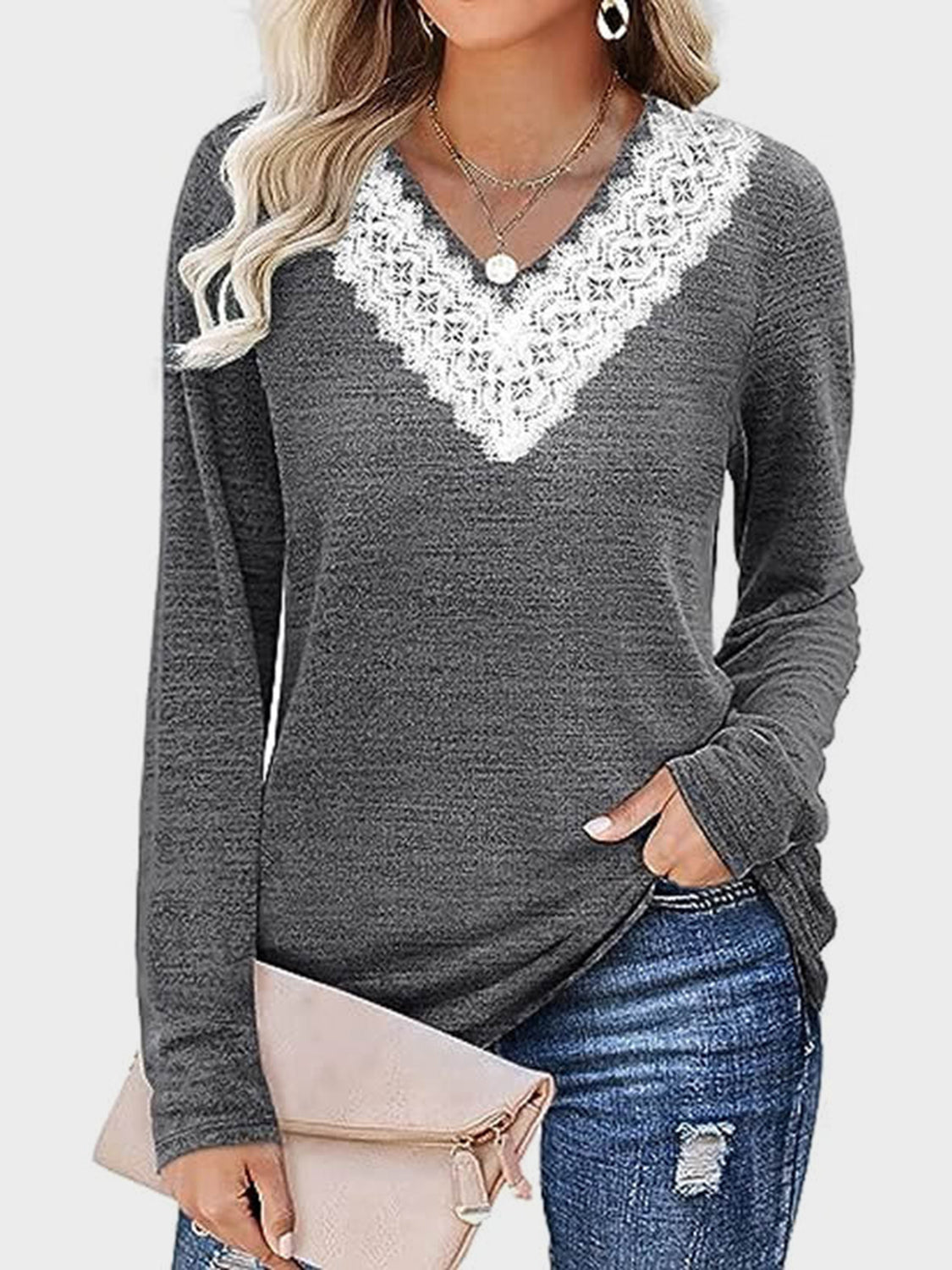 Camiseta de manga larga con cuello de pico y encaje