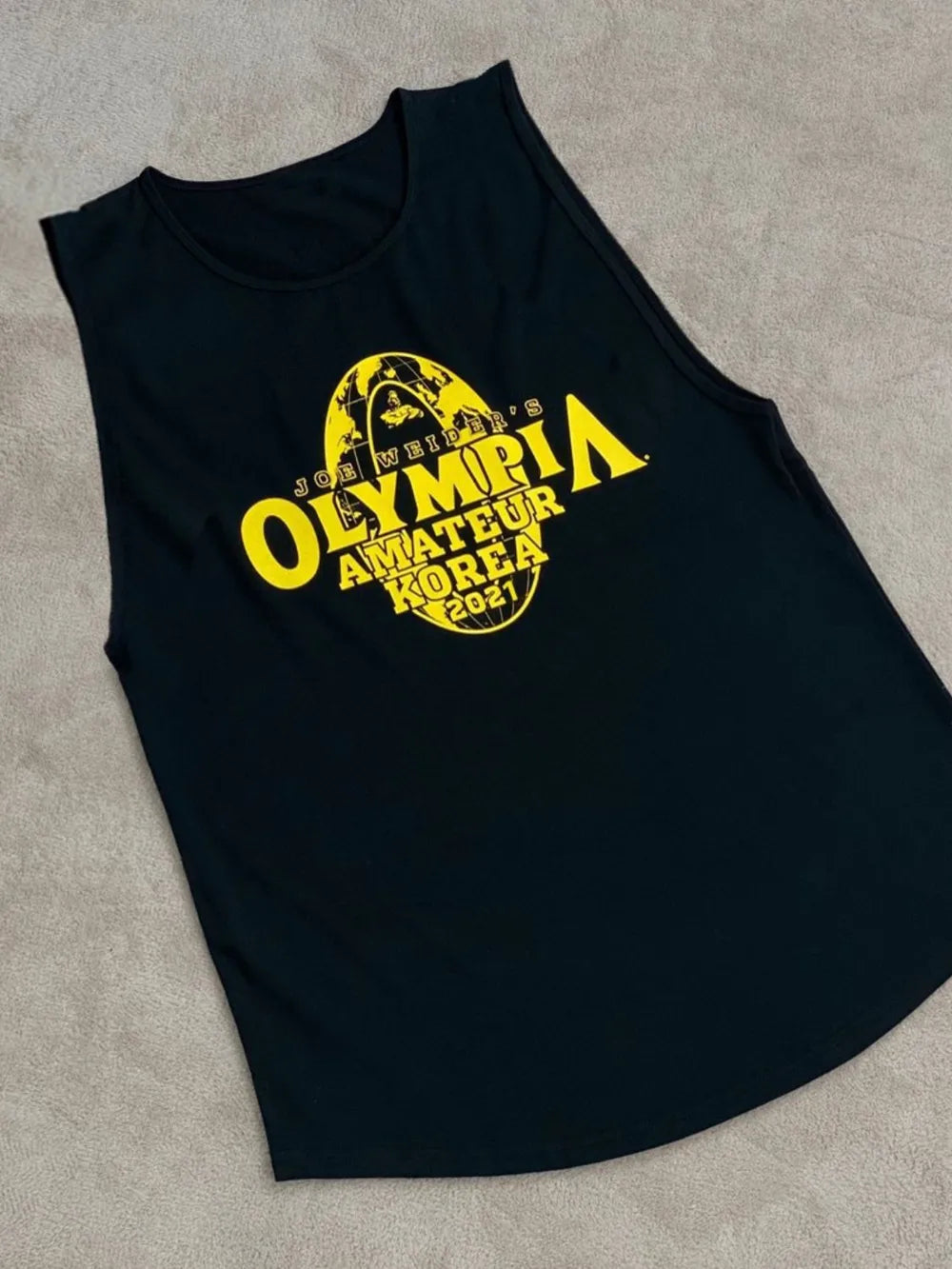 Camiseta sin mangas activa con cuello redondo y estampado para hombre de talla grande