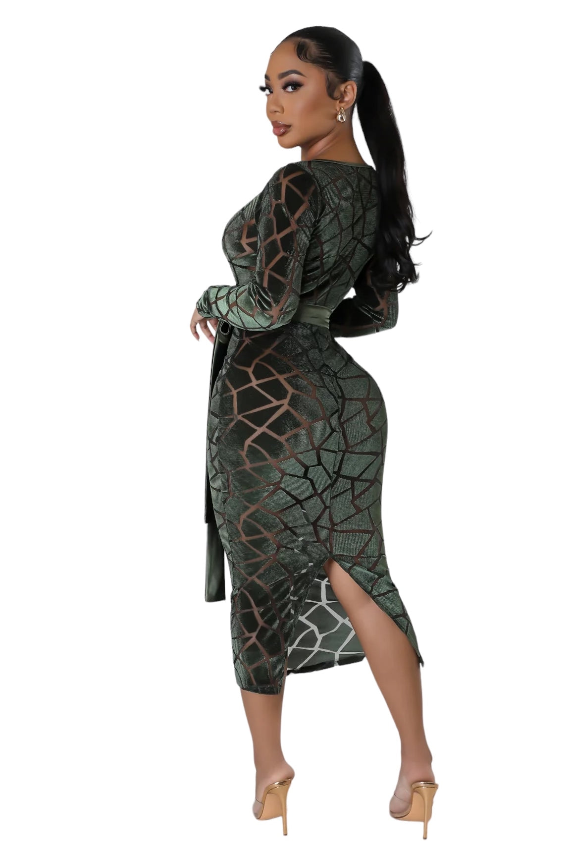 Vestido Midi Transparente con Cinturón de Terciopelo