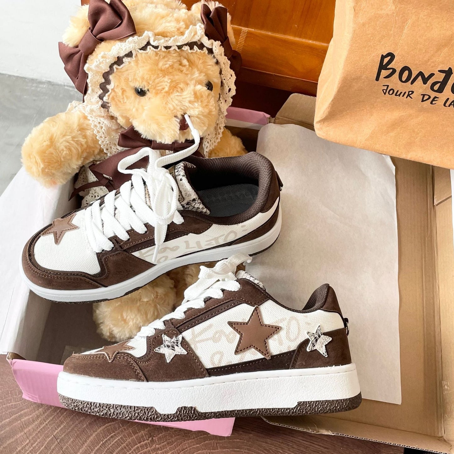 Unisex Retro Contrast Color Sneakers