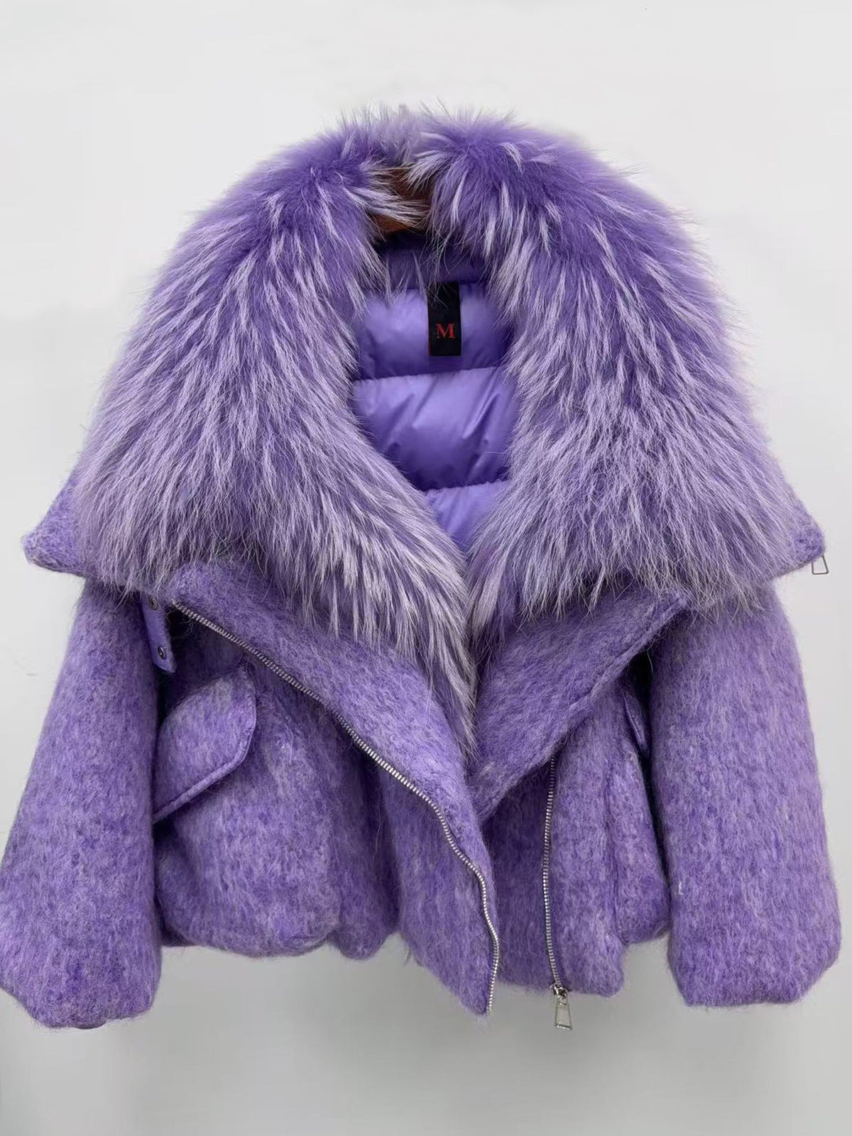 Womens Down Jacket With A Luxurious Cashmere Fur And Raccoon-Fur Collar