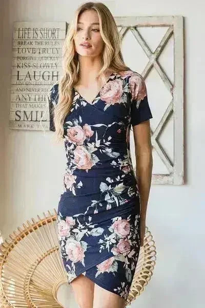 Ruched Floral Mini Dress – Vibrant Plus-Size Summer Style