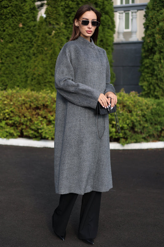 Abrigo de mezcla de lana de alpaca en gris suave