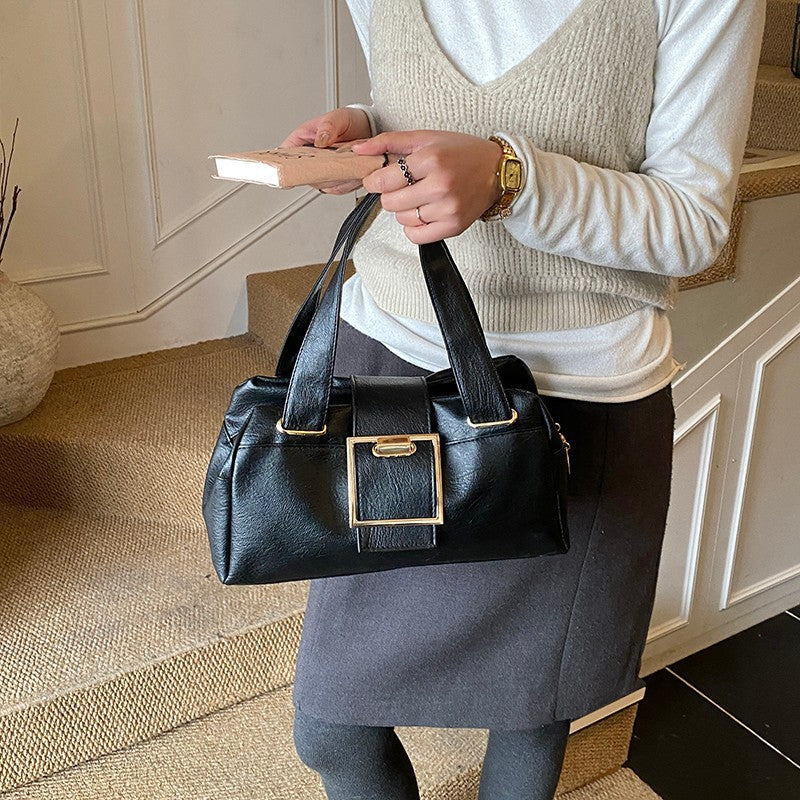 Retro Metal Buckle Soft Handbag