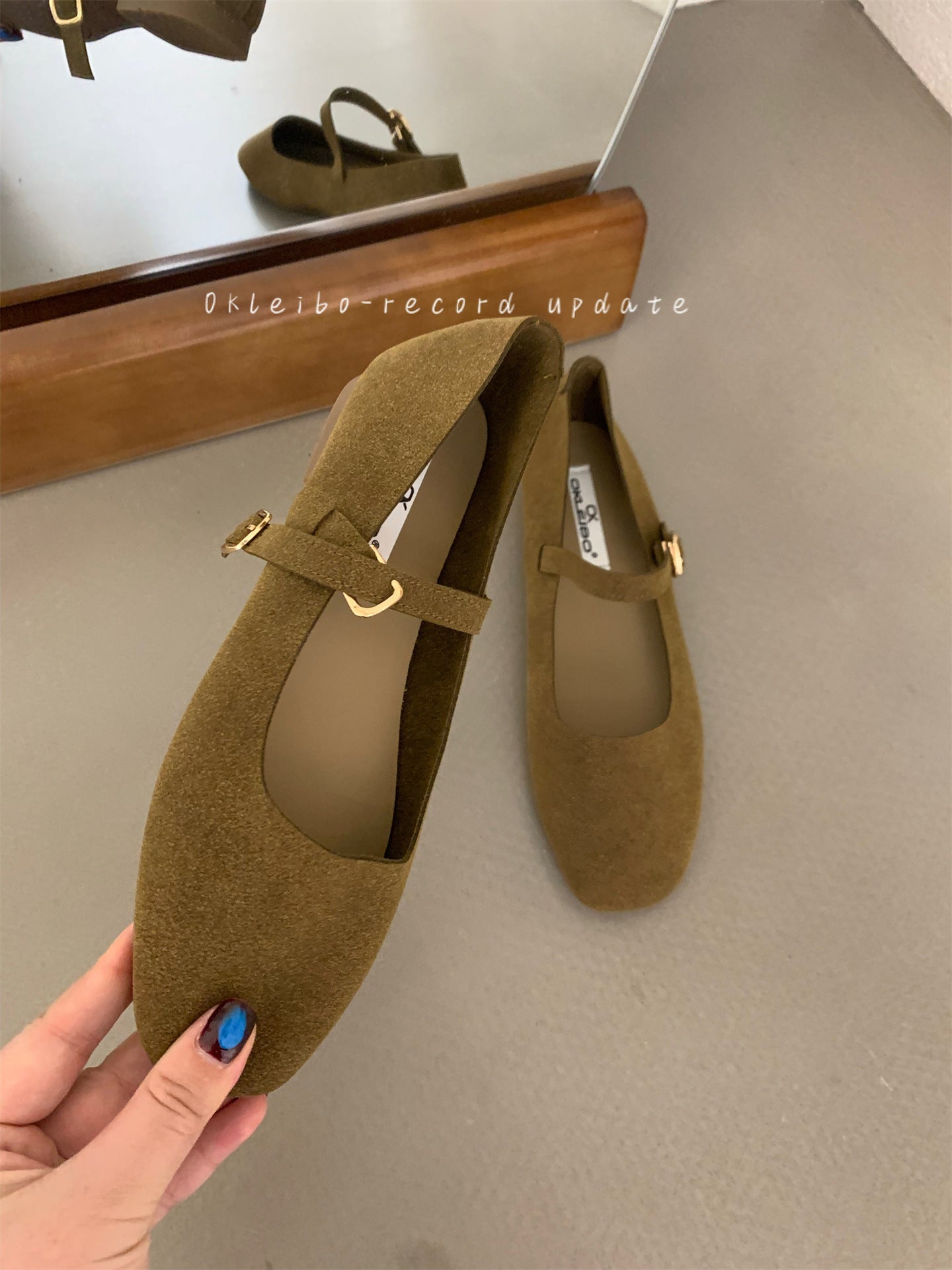 Women's Retro Frosted Flats