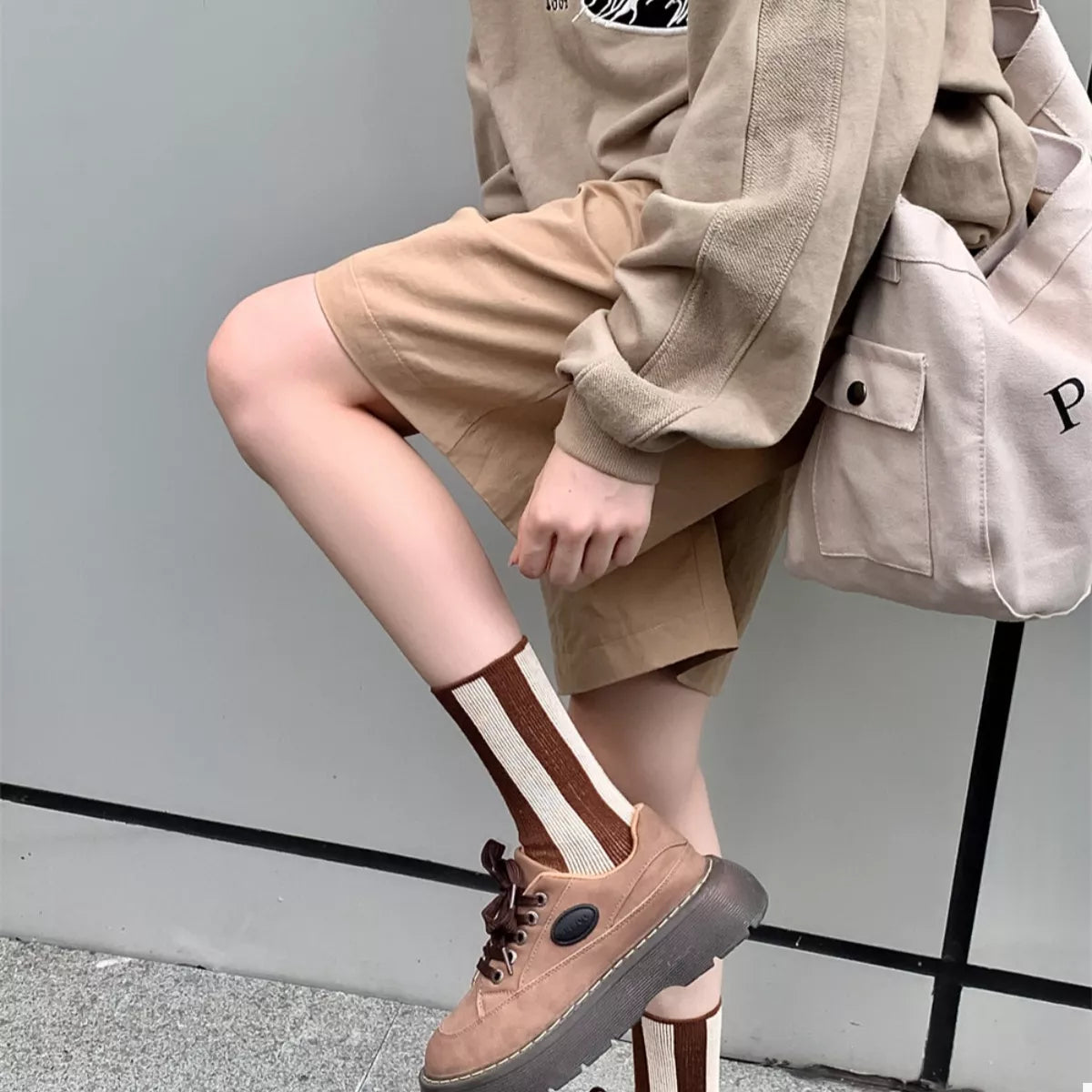 Contrast Striped Crew Socks
