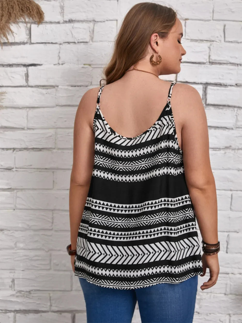 Plus Size Scoop Neck Cami See size chart under “more details”