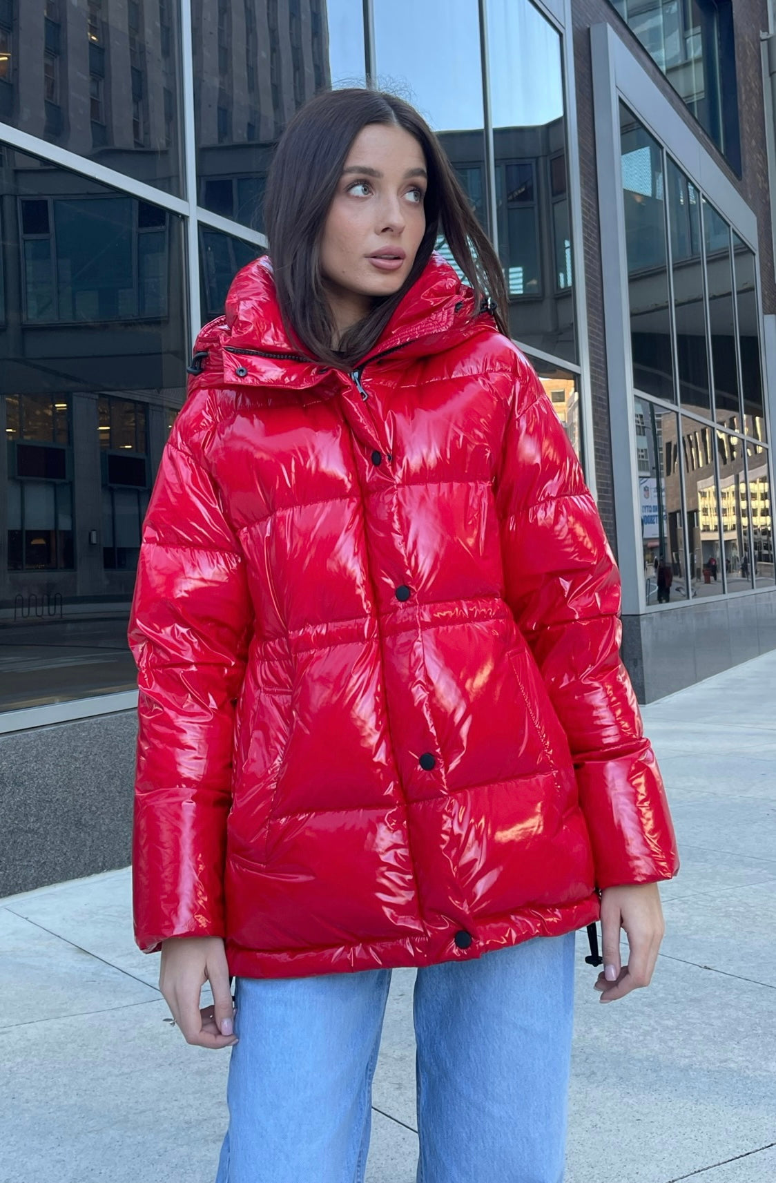 Chaqueta con capucha de plumón prémium Gia Laqué