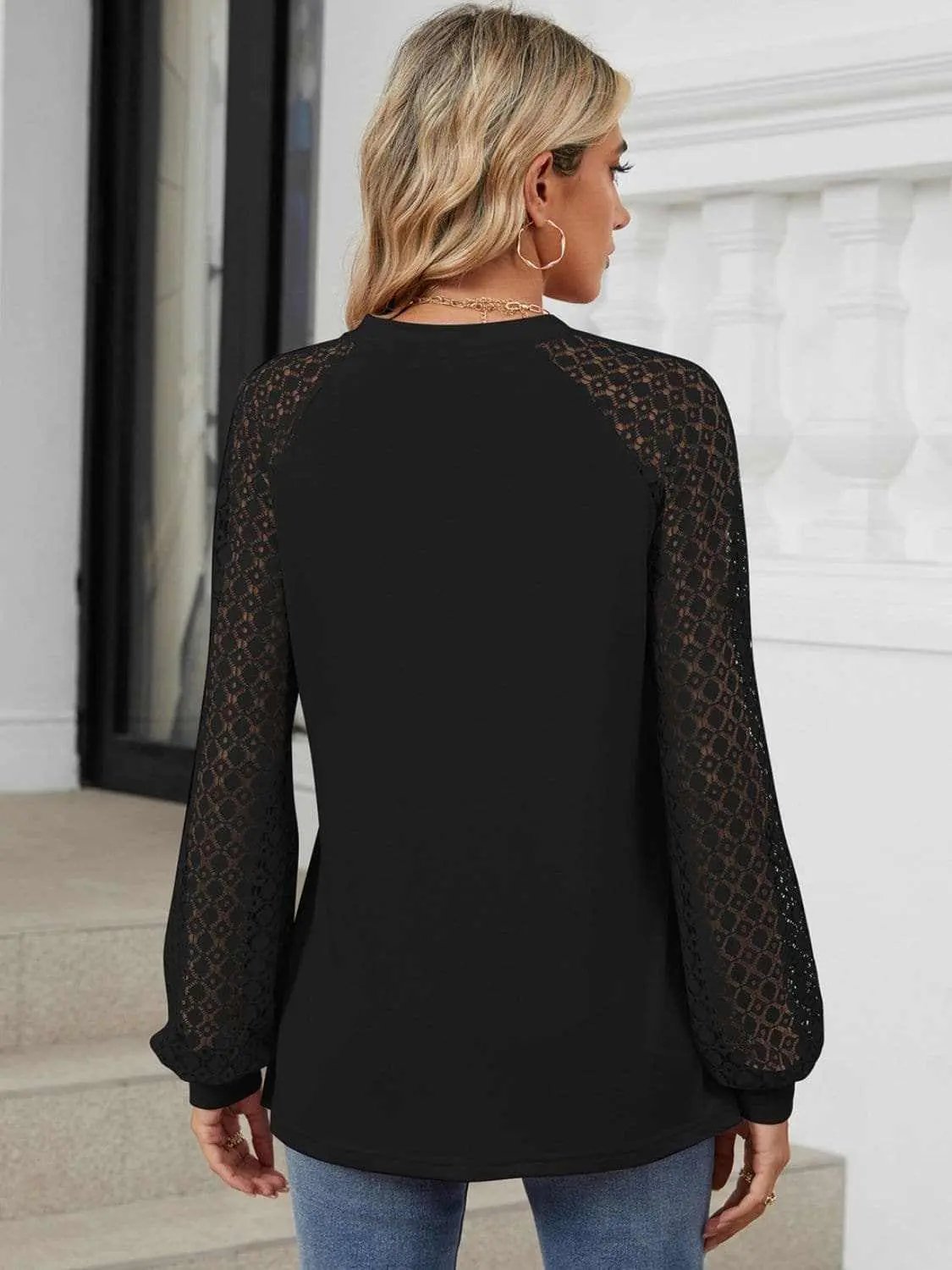 T-Shirts Trendsi Lace long sleeve top in black