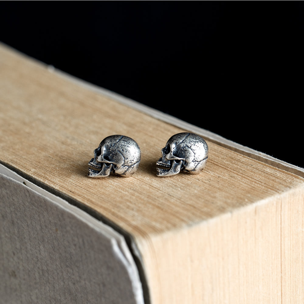 S925 Creative Distressed Half Skull Earrings