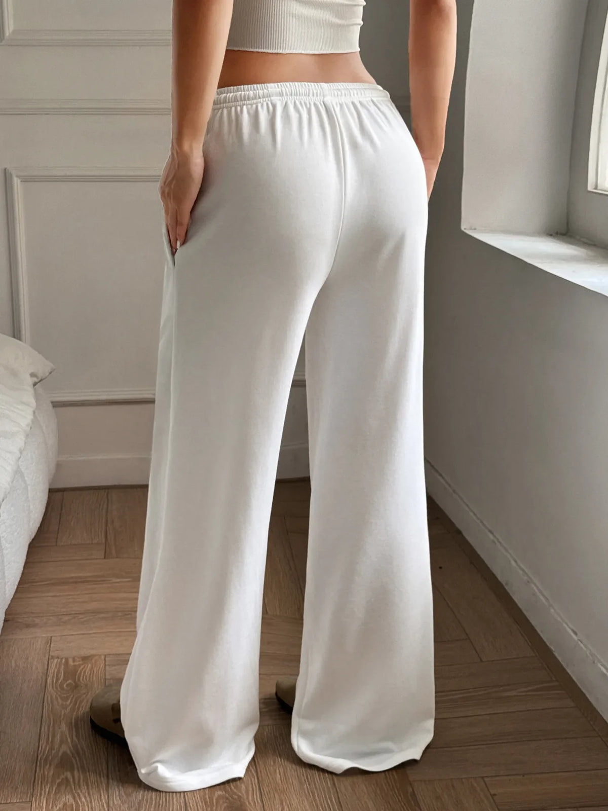 Relaxed Wide Leg Drawstring Pants