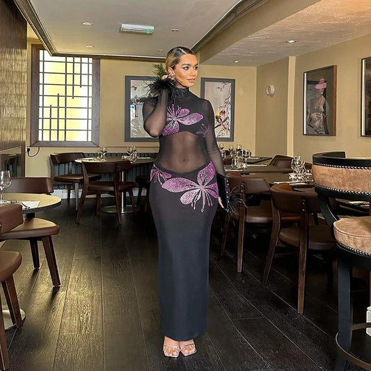 Vestido de manga larga con brillos de mariposa