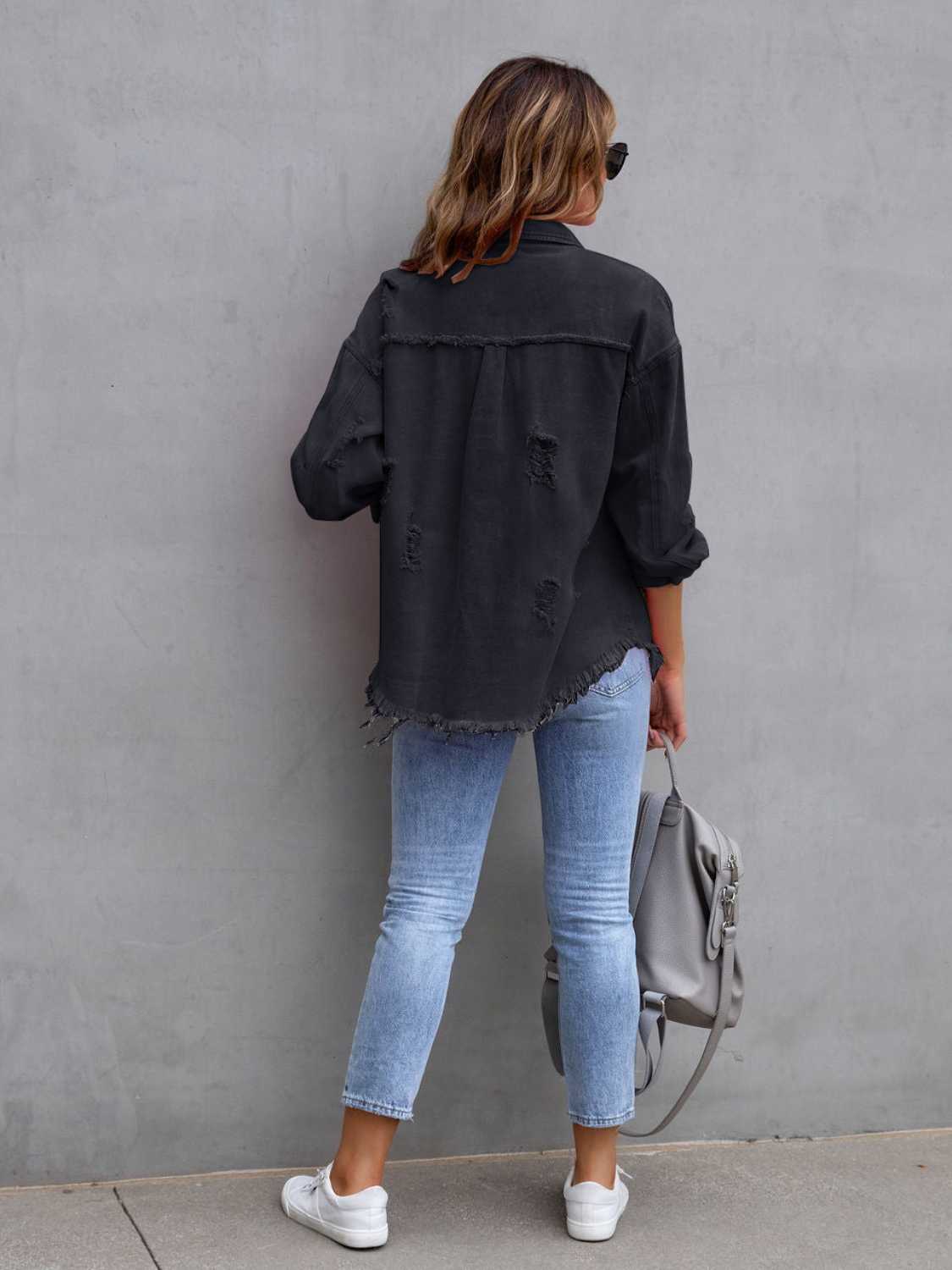 Chaqueta de mezclilla oversize con efecto desgastado