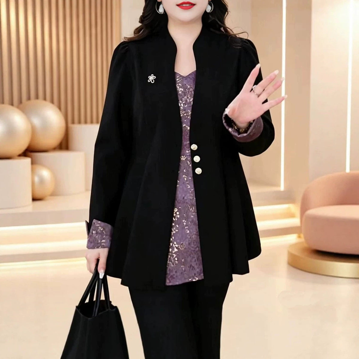 Elegant Figure-flattering And Stylish Top