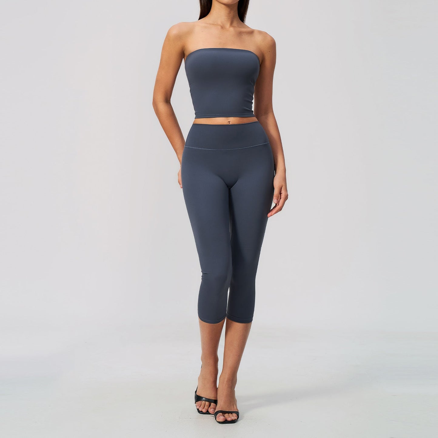 Yoga Suit Set With Chest Cushion For Slimming And Lifting Buttocks