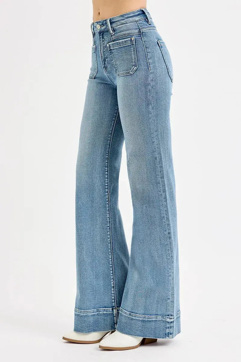 Women's Plus Size Jeans Jeans - High Rise Plus Size Patch Pocket - Wide Flare Denim