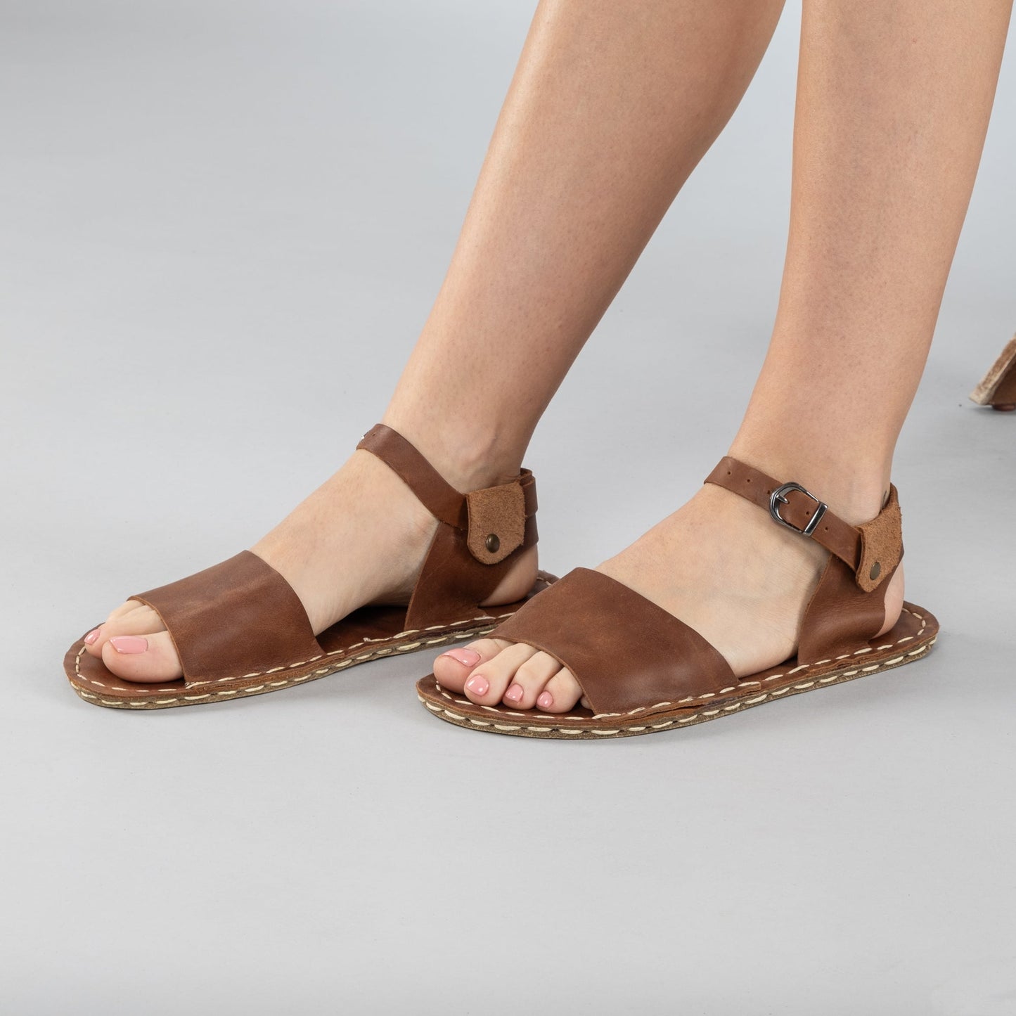 Women's Lion Opened Toe Barefoot Sandals