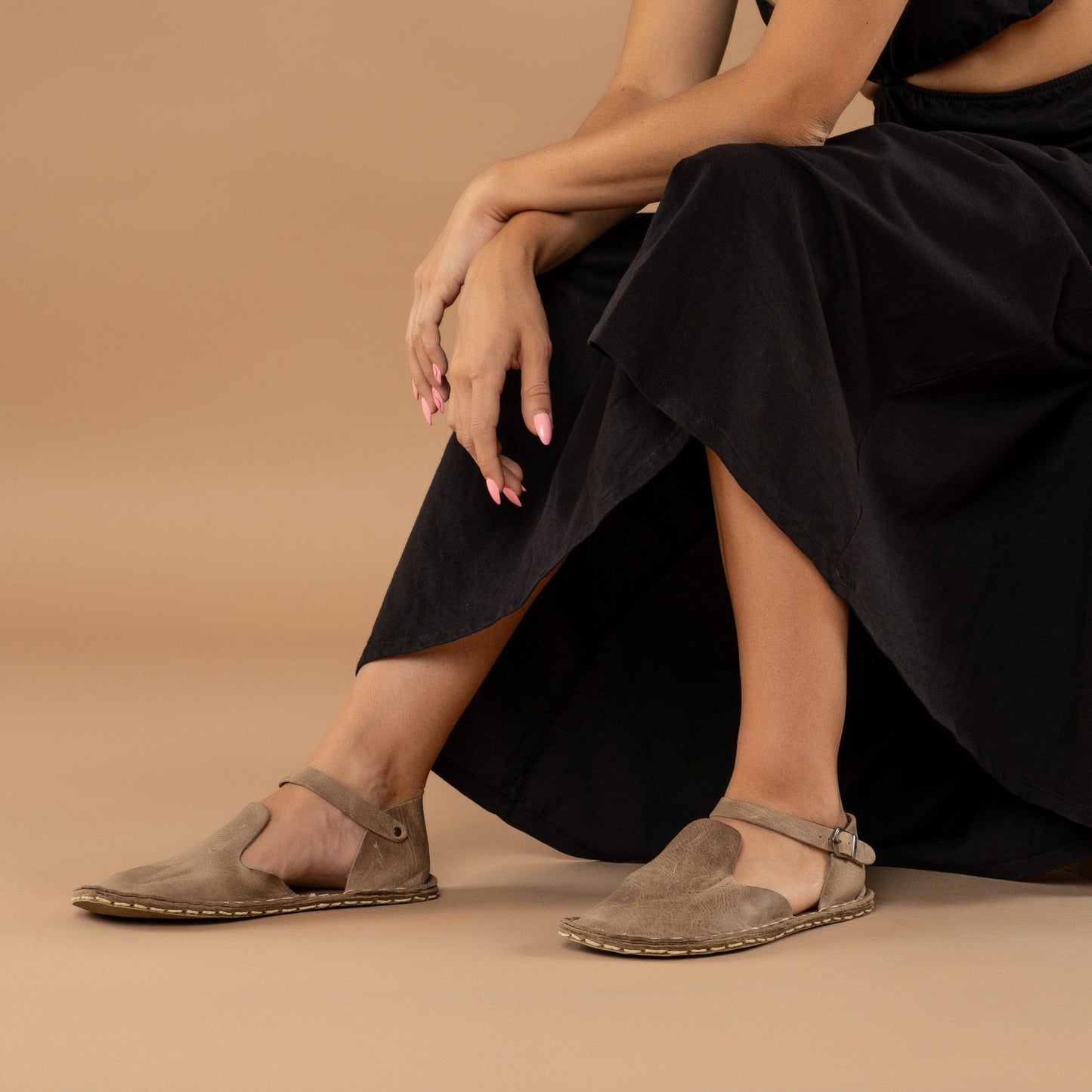 Women's Tan Closed Toe Barefoot Sandals