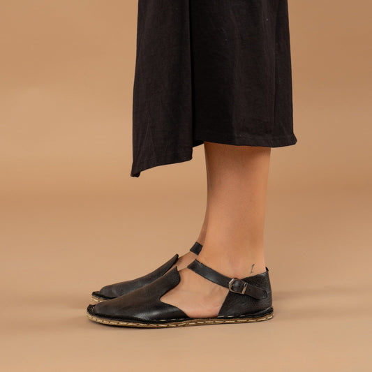 Women's Black Closed Toe Barefoot Sandals