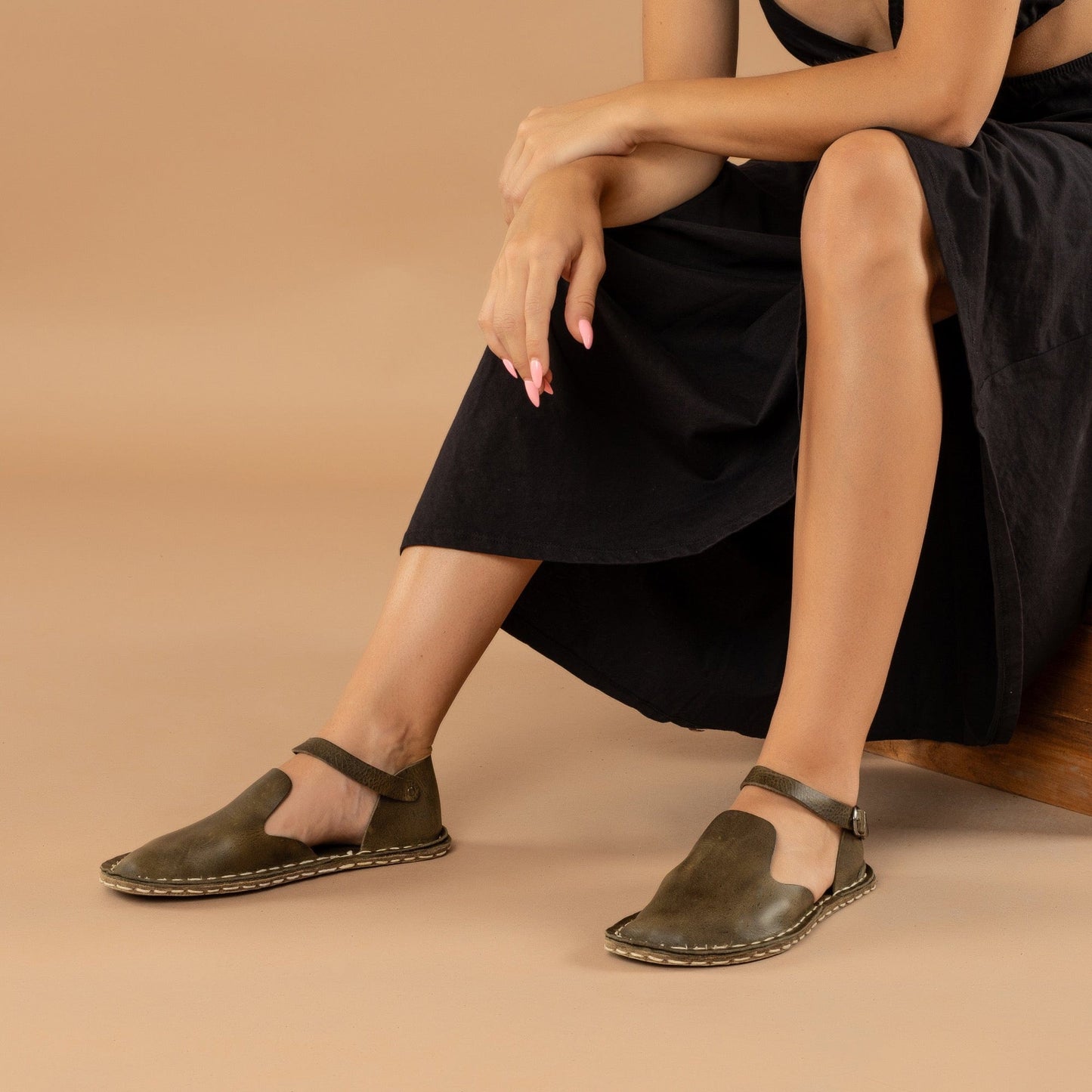 Women's Green Closed Toe Barefoot Sandals