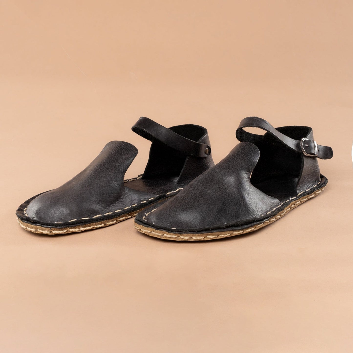Women's Black Closed Toe Barefoot Sandals