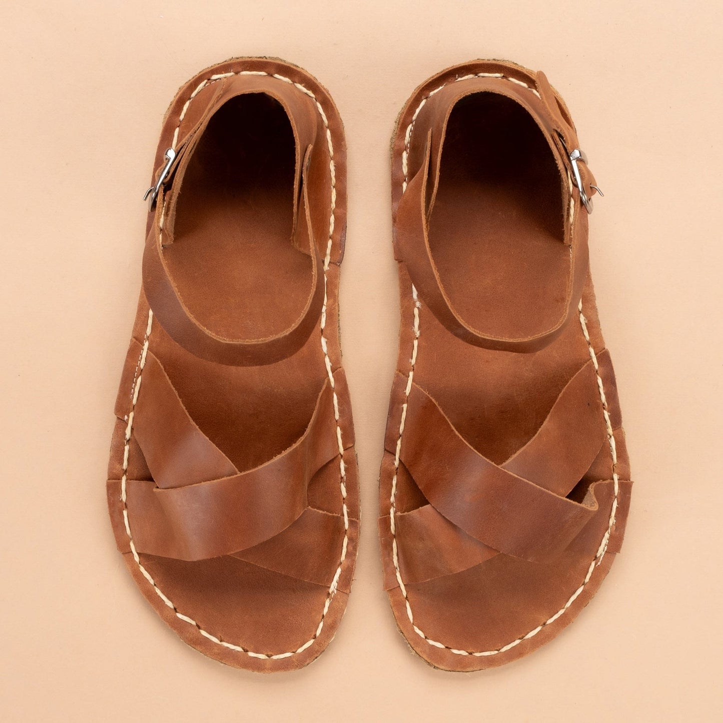 Women's Lion Criss-Cross Barefoot Sandals